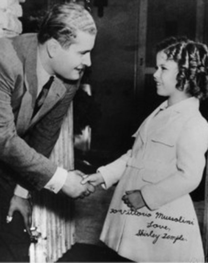 Shirley accoglie ad Hollywood Vittorio Mussolini